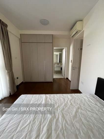 Sea Esta (D18), Condominium #560135481